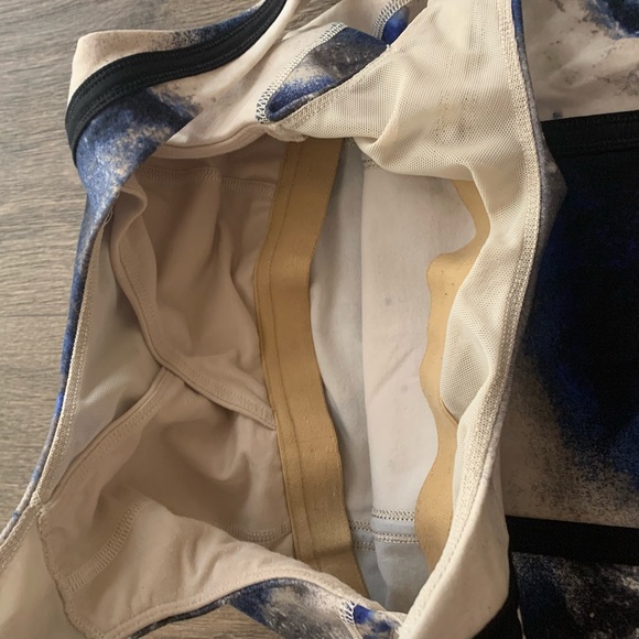 Lululemon top - Picture 3 of 7